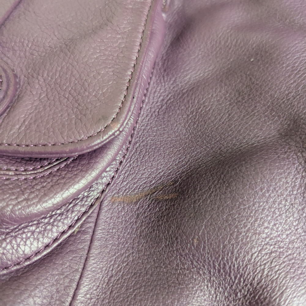 Isaac Mizrahi Purple Shoulder Bag with Slouchy Design - Picture 3 of 11